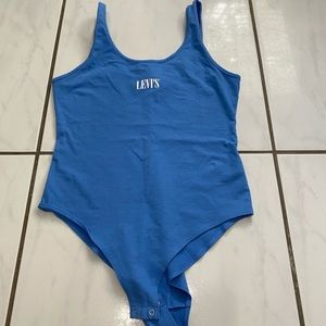 Levi’s blue bodysuit size M